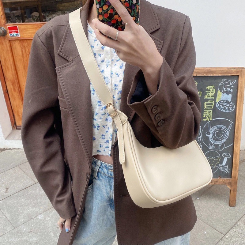 2022 New Trendy Simple Versatile Retro Crescent Shoulder Crossbody Bag for Women Korean Style Ins