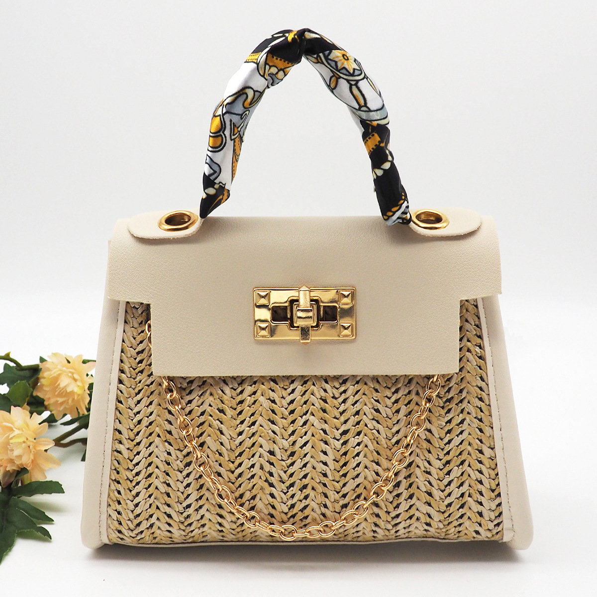 2022 New Women's Woven Straw Handbag Retro Crossbody Bag