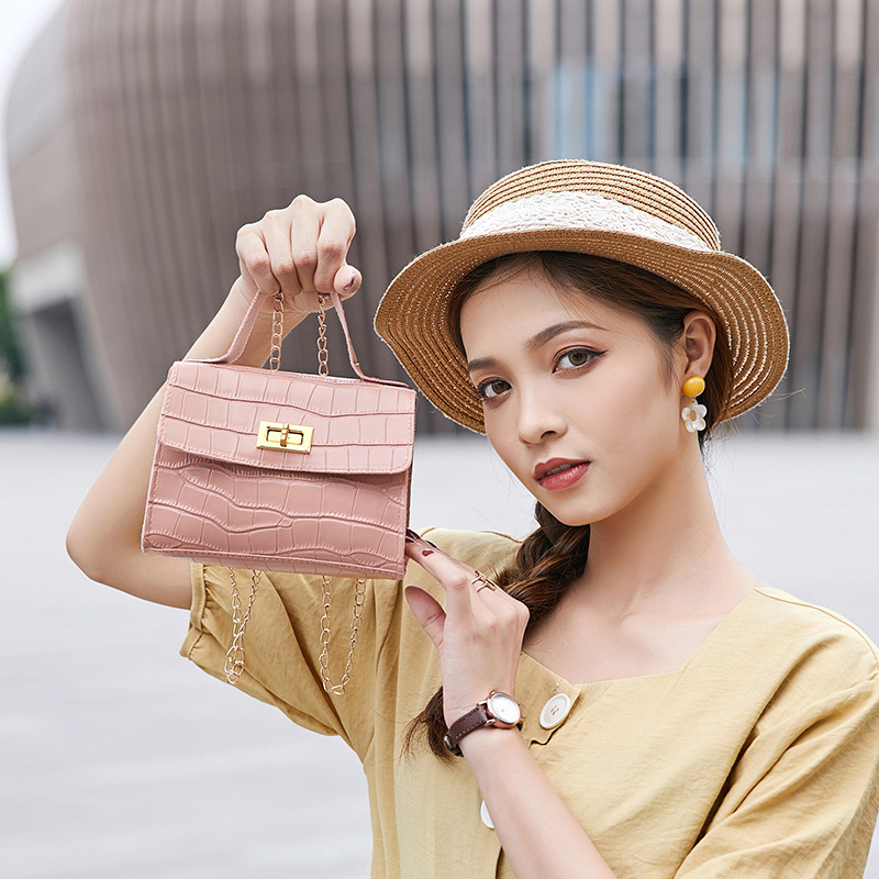 New Women’s Textured Platinum-Style Shoulder Phone Bag